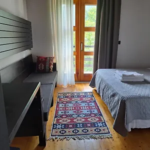Bed & Breakfast Gjecaj And Restaurant